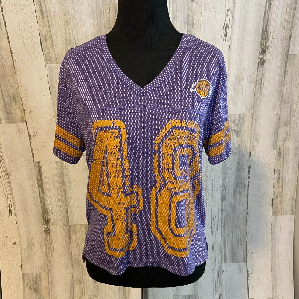 NBA 4 HER by UNK Women's Size Small Los Angeles Lakers Crop V-Neck Tee